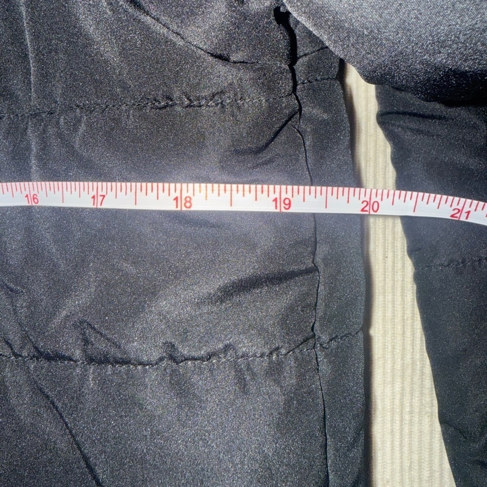 Eddie Bauer Kids XL (16) Black Quilted Puffer Jacket – Fits Women’s XS/Small - Picture 4 of 10